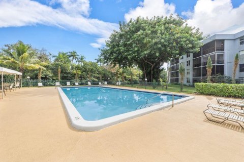Condominio en venta en Oakland Park, Florida, 2 dormitorios, 90.58 m2 № 2044827 - foto 24