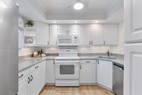 Condominio en venta en Oakland Park, Florida, 2 dormitorios, 90.58 m2 № 2044827 - foto 19