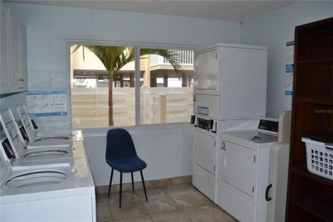 Commercial property in Venice, Florida 2 bedrooms, 72.93 sq.m. № 1906387 - photo 21