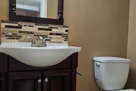 Снять в аренду кондоминиум в Норт-Майами-Бич, Флорида 1 спальня, 73.39м2, № 1956419 - фото 9