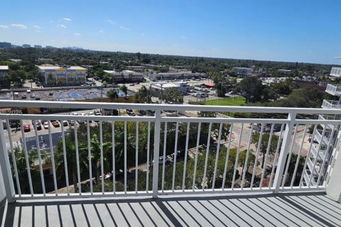 Снять в аренду кондоминиум в Норт-Майами-Бич, Флорида 1 спальня, 73.39м2, № 1956419 - фото 5