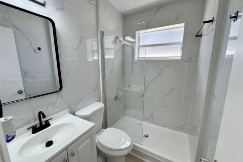 Купить виллу или дом в Хомстед, Флорида 3 спальни, 98.29м2, № 2033960 - фото 12