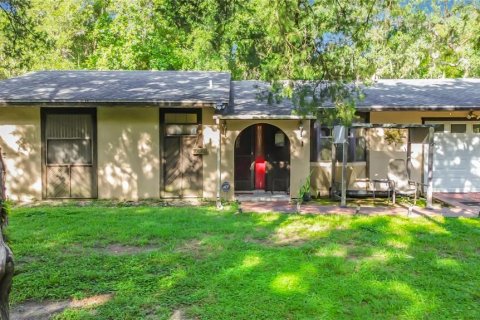 Casa en Floral City, Florida 2 dormitorios, 87.33 m2 № 2369052