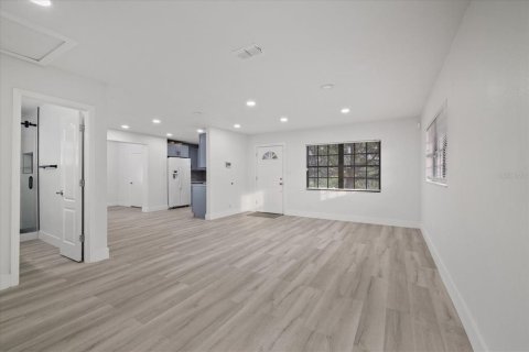 Купить виллу или дом в Тампа, Флорида 3 комнаты, 166.85м2, № 2404572 - фото 14