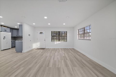 Купить виллу или дом в Тампа, Флорида 3 комнаты, 166.85м2, № 2404572 - фото 15