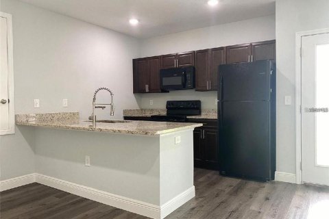 Apartment in Kissimmee, Florida 3 bedrooms, 107.95 sq.m. № 2196192 - photo 3