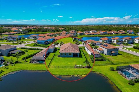 House in Bradenton, Florida 3 bedrooms, 155.52 sq.m. № 1854389 - photo 8