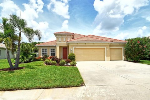 Villa ou maison à vendre à Bradenton, Floride: 4 chambres, 223.06 m2 № 1797420 - photo 1