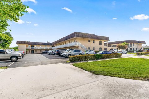 Купить кондоминиум в Норт-Палм-Бич, Флорида 4 комнаты, 67.08м2, № 2086189 - фото 29