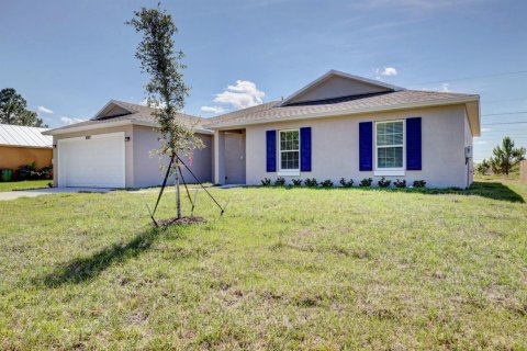 House in Port St. Lucie, Florida 4 bedrooms, 177.91 sq.m. № 2179999