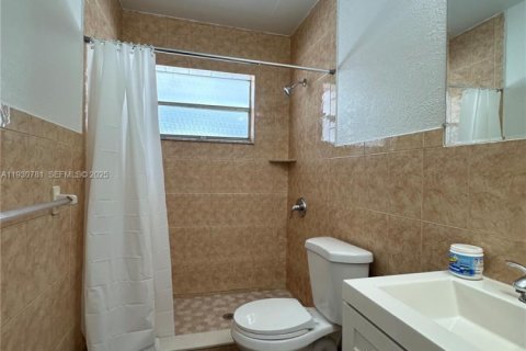Appartement à louer à Hallandale Beach, Floride № 1989501 - photo 10