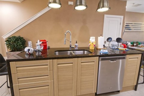 Copropriété à vendre à Kissimmee, Floride: 4 chambres, 235.79 m2 № 2133939 - photo 9