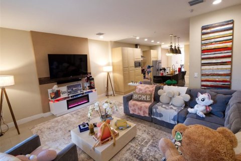 Copropriété à vendre à Kissimmee, Floride: 4 chambres, 235.79 m2 № 2133939 - photo 11