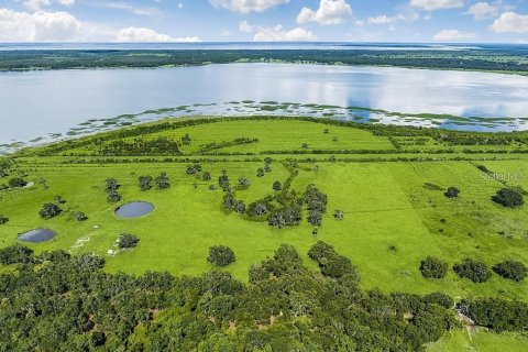 Купить земельный участок в Лейк-Уэльс, Флорида № 2422793 - фото 7