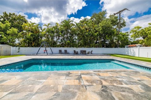 Villa ou maison à vendre à Miami, Floride: 5 chambres, 263.56 m2 № 1849143 - photo 30