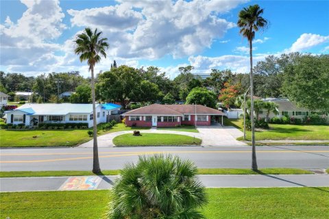 House in Lakeland, Florida 3 bedrooms, 189.15 sq.m. № 1898411 - photo 4