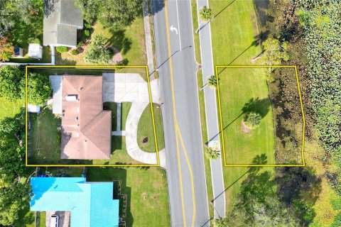 House in Lakeland, Florida 3 bedrooms, 189.15 sq.m. № 1898411 - photo 2