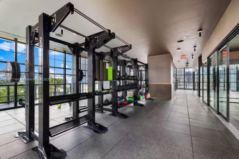 Купить кондоминиум в Майами, Флорида 1 спальня, № 1967592 - фото 9