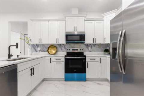Купить виллу или дом в Тампа, Флорида 7 комнат, 169.83м2, № 2200848 - фото 16
