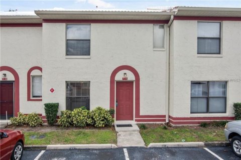 Adosado en alquiler en Orlando, Florida, 2 dormitorios, 113.99 m2 № 1901649 - foto 1