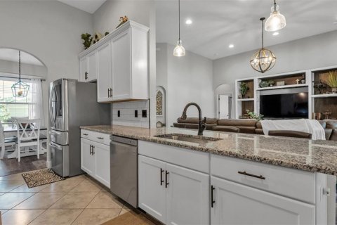 House in Bartow, Florida 4 bedrooms, 222.22 sq.m. № 2219046 - photo 26