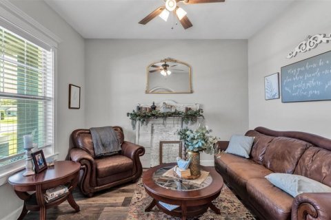 House in Bartow, Florida 4 bedrooms, 222.22 sq.m. № 2219046 - photo 17