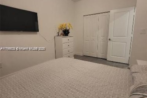 Townhouse in Homestead, Florida 3 bedrooms, 169.73 sq.m. № 1708124 - photo 18