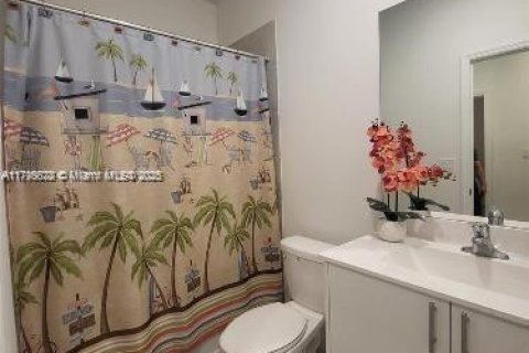 Townhouse in Homestead, Florida 3 bedrooms, 169.73 sq.m. № 1708124 - photo 14