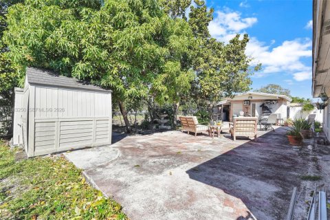 Купить виллу или дом в Майами, Флорида 3 спальни, 197.32м2, № 2048704 - фото 13