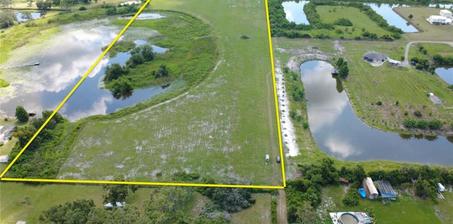 Land in Palmetto, Florida № 1842007