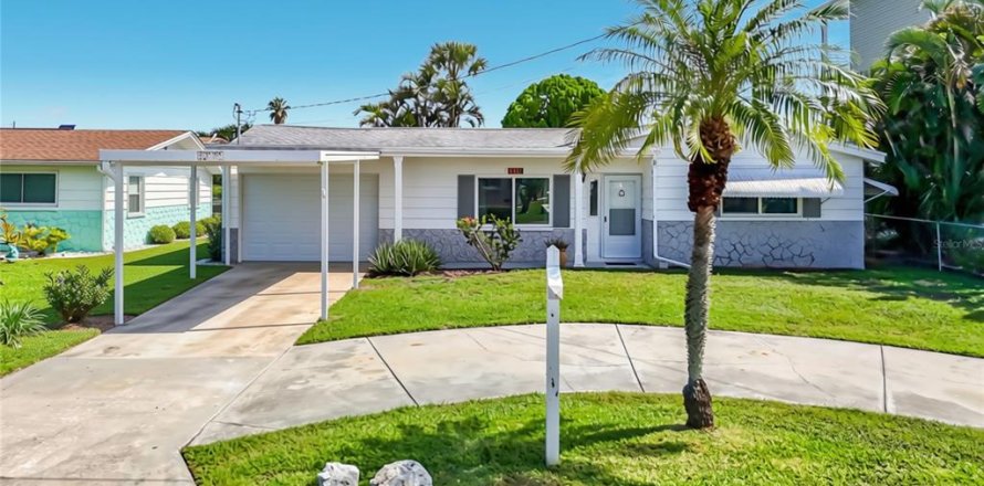 Villa ou maison à Hudson, Floride 2 chambres, 118.08 m2 № 2399385