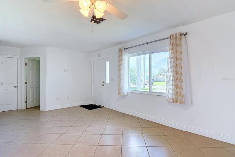 Villa ou maison à vendre à Hudson, Floride: 2 chambres, 118.08 m2 № 2399385 - photo 15