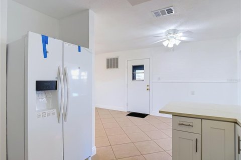 Villa ou maison à vendre à Hudson, Floride: 2 chambres, 118.08 m2 № 2399385 - photo 29