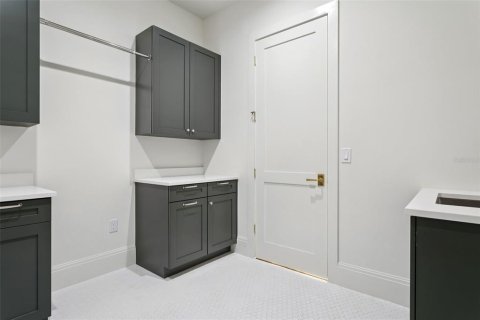Casa en venta en Tampa, Florida, 5 dormitorios, 549.89 m2 № 1511582 - foto 23