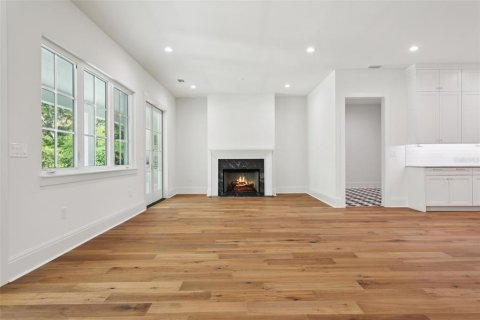 Casa en venta en Tampa, Florida, 5 dormitorios, 549.89 m2 № 1511582 - foto 18
