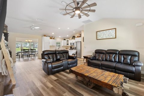 Villa ou maison à vendre à Oxford, Floride: 3 chambres, 144.65 m2 № 1909243 - photo 4