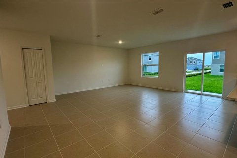 Casa en alquiler en Lake Wales, Florida, 5 dormitorios, 196.21 m2 № 1905546 - foto 6