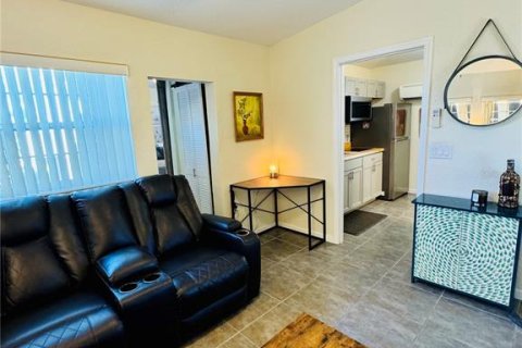 House in Davenport, Florida 1 bedroom, 44.69 sq.m. № 1448116 - photo 14