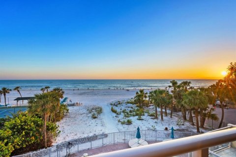 Condo in Sarasota, Florida, 3 bedrooms  № 1749228 - photo 2