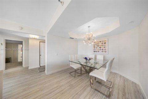 Condo in Aventura, Florida, 3 bedrooms  № 2059857 - photo 8