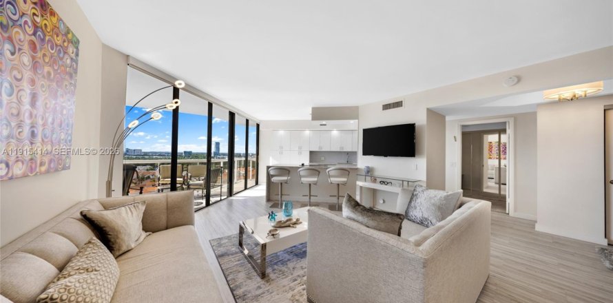 Condo in Aventura, Florida, 3 bedrooms  № 2059857