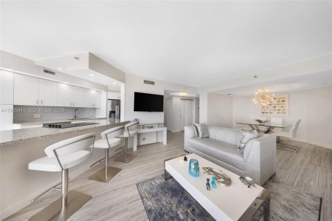 Condo in Aventura, Florida, 3 bedrooms  № 2059857 - photo 9