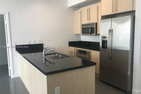 Купить кондоминиум в Майами, Флорида 2 спальни, 94.11м2, № 2056947 - фото 7