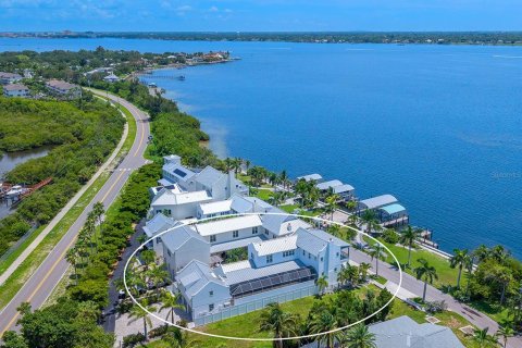 Casa en venta en Palmetto, Florida, 3 dormitorios, 331.2 m2 № 2302937 - foto 7