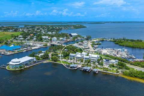 Casa en venta en Palmetto, Florida, 3 dormitorios, 331.2 m2 № 2302937 - foto 10