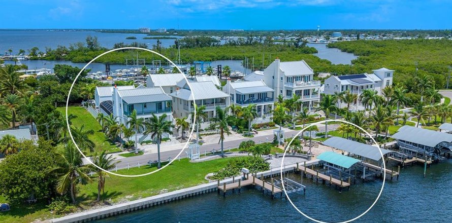 Casa en Palmetto, Florida 3 dormitorios, 331.2 m2 № 2302937