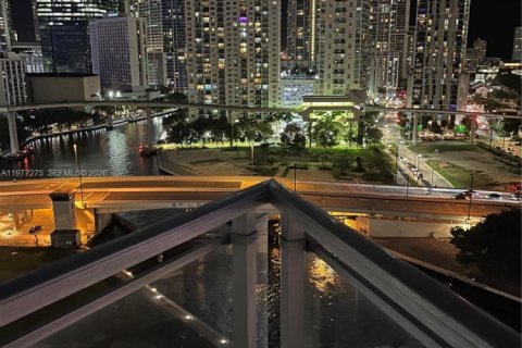 Copropriété à louer à Miami, Floride: 3 chambres, 143.44 m2 № 2041640 - photo 13