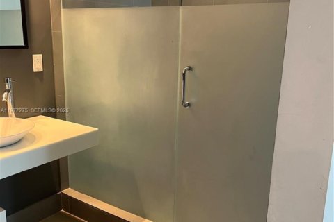 Copropriété à louer à Miami, Floride: 3 chambres, 143.44 m2 № 2041640 - photo 18