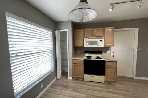 Casa en alquiler en Orlando, Florida, 3 dormitorios, 116.41 m2 № 1843343 - foto 23