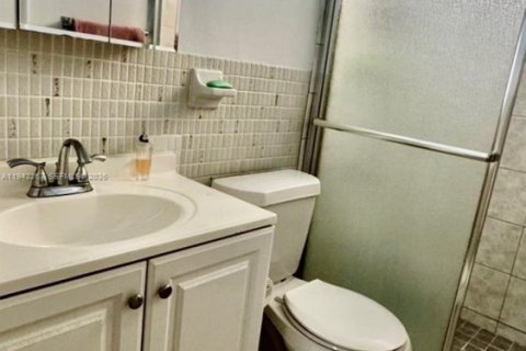Copropriété à louer à Aventura, Floride: 1 chambre, 71.35 m2 № 2000065 - photo 9
